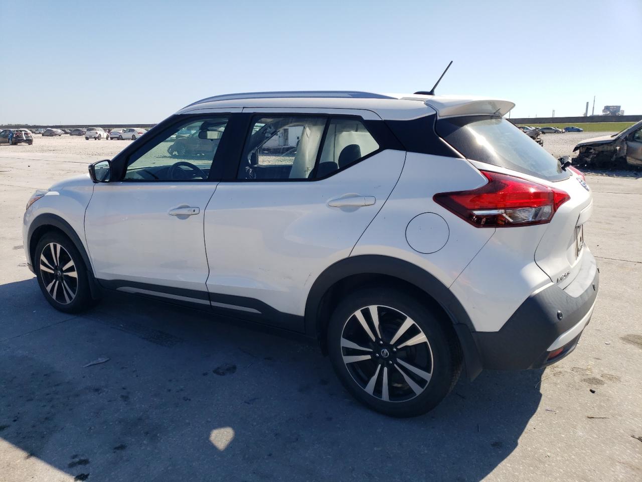 2020 Nissan Kicks - Image 2