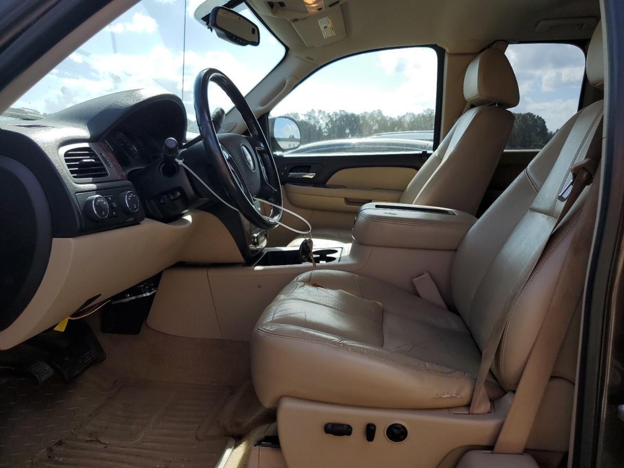 2007 Chevrolet Silverado - Image 7