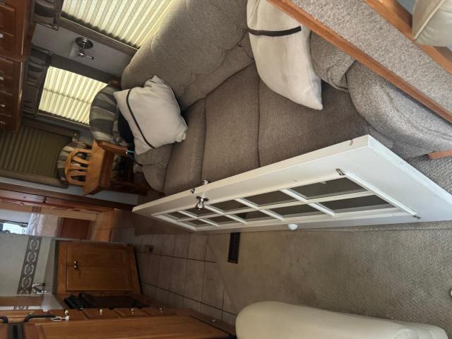 2003 FREIGHTLINER CHASSIS X LINE MOTOR HOME