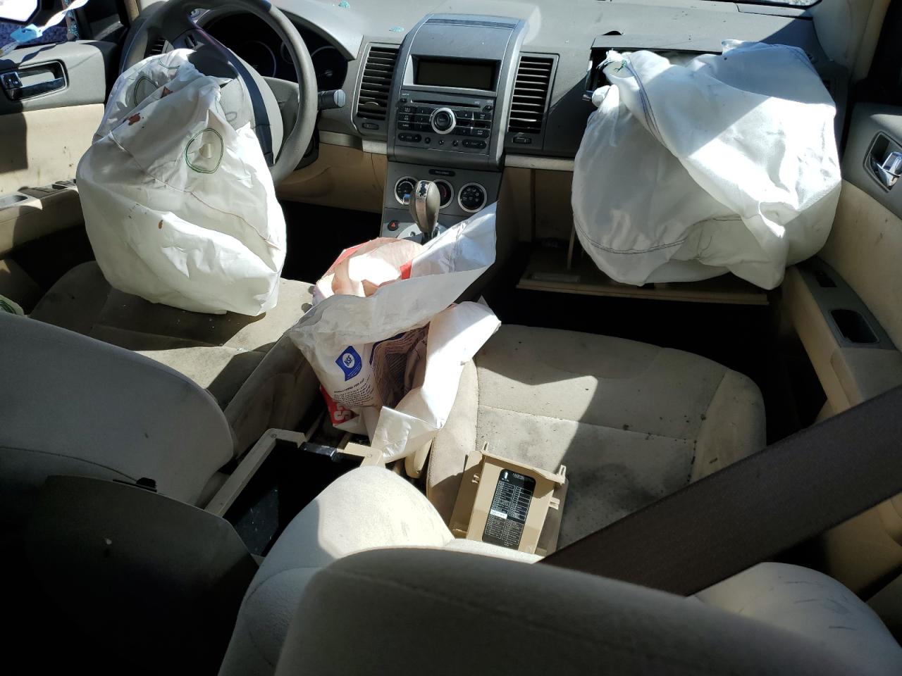2009 Nissan Sentra - Image 8