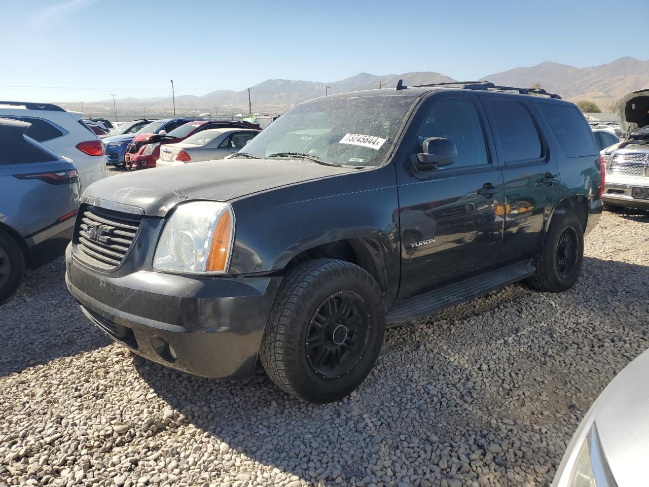 2010 GMC Yukon - Image 1