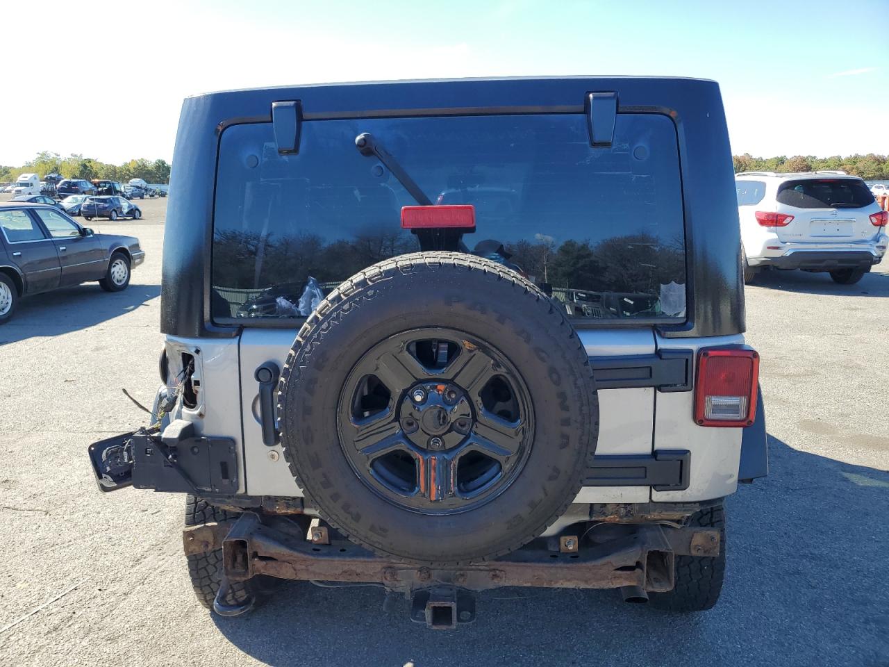 1C4BJWKG2DL652187 2013 Jeep Wrangler Unlimited Sport