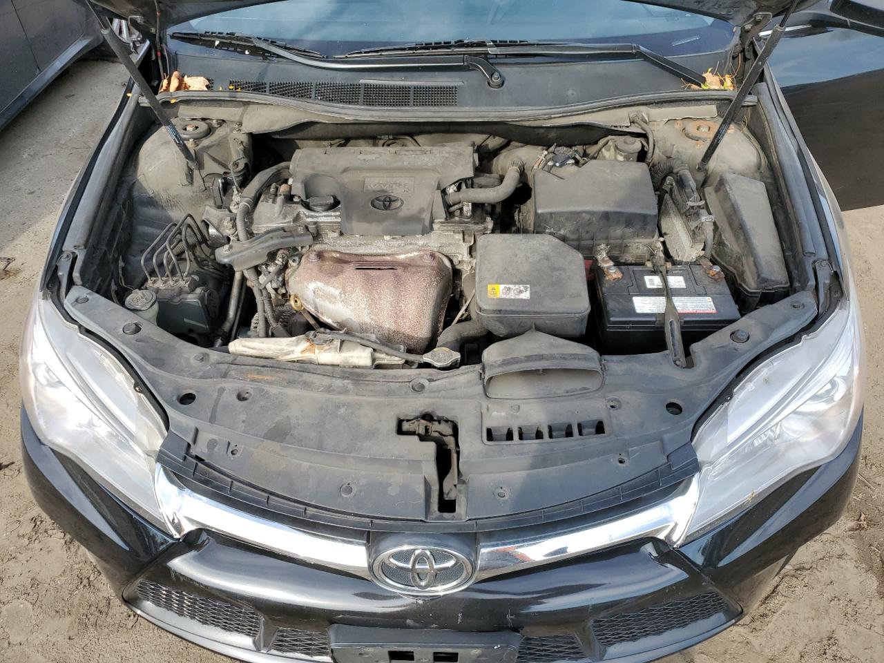 2017 Toyota Camry - Image 11