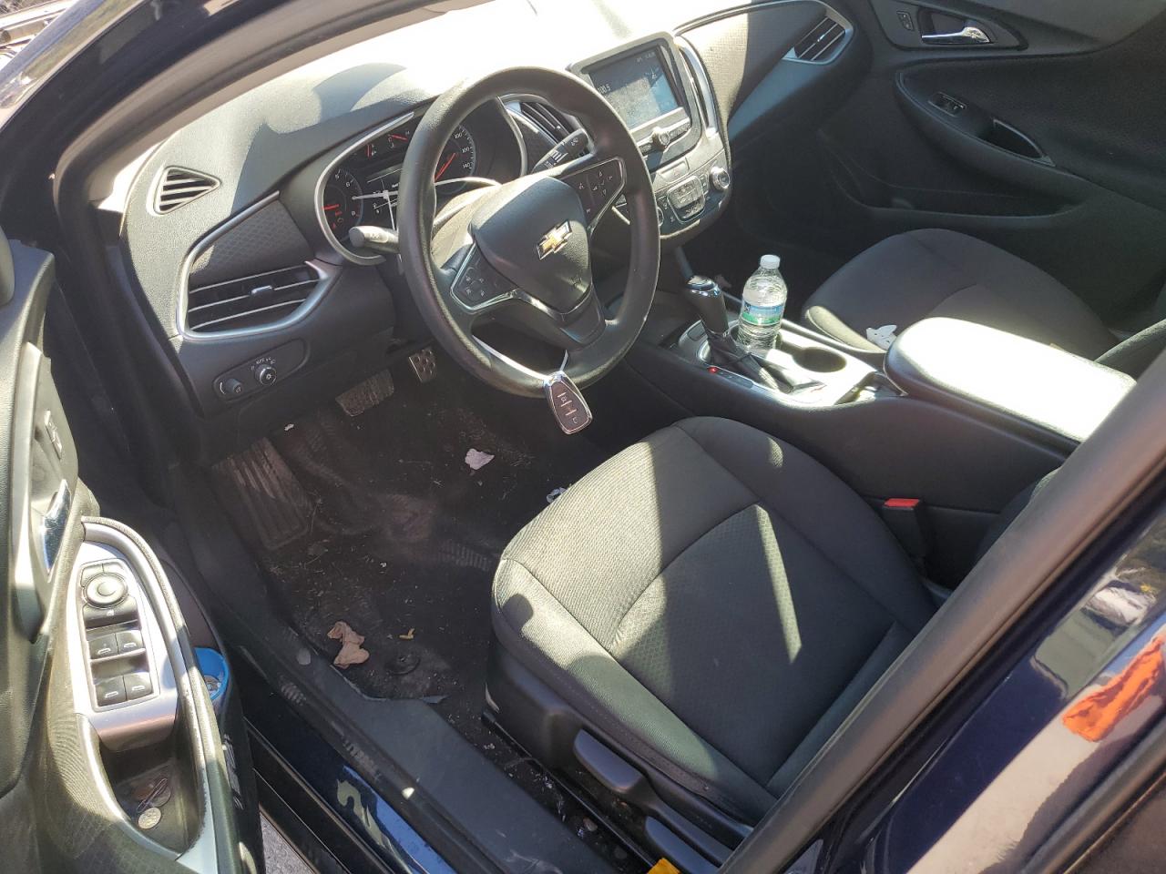 2016 Chevrolet Malibu - Image 8
