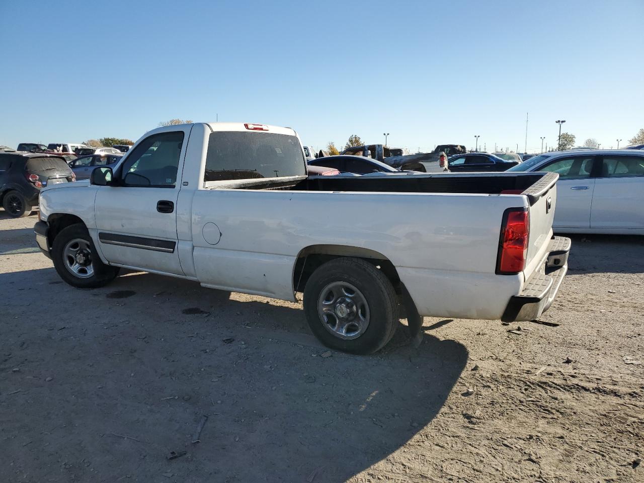 2003 Chevrolet Silverado - Image 2