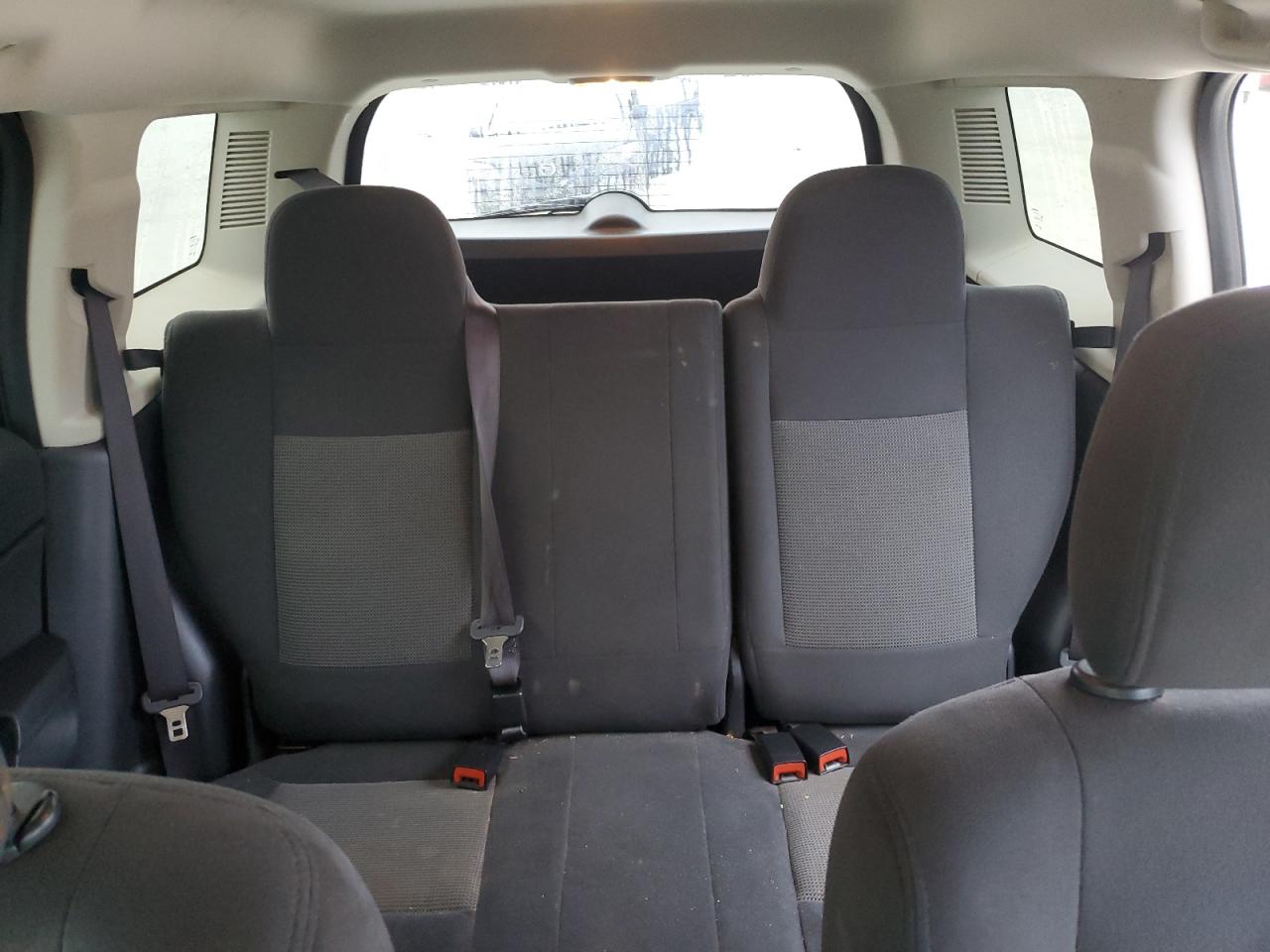2016 Jeep Liberty (Patriot) - Image 10