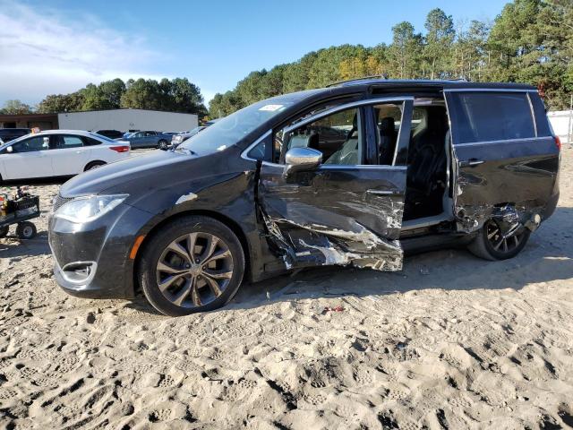 2017 Chrysler Pacifica Limited for Sale in Seaford, DE - Side