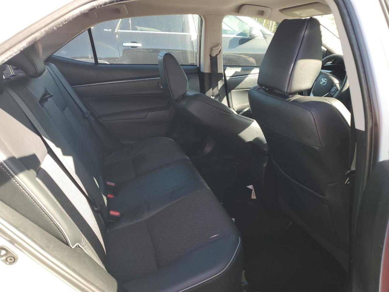 2016 Toyota Corolla - Image 10