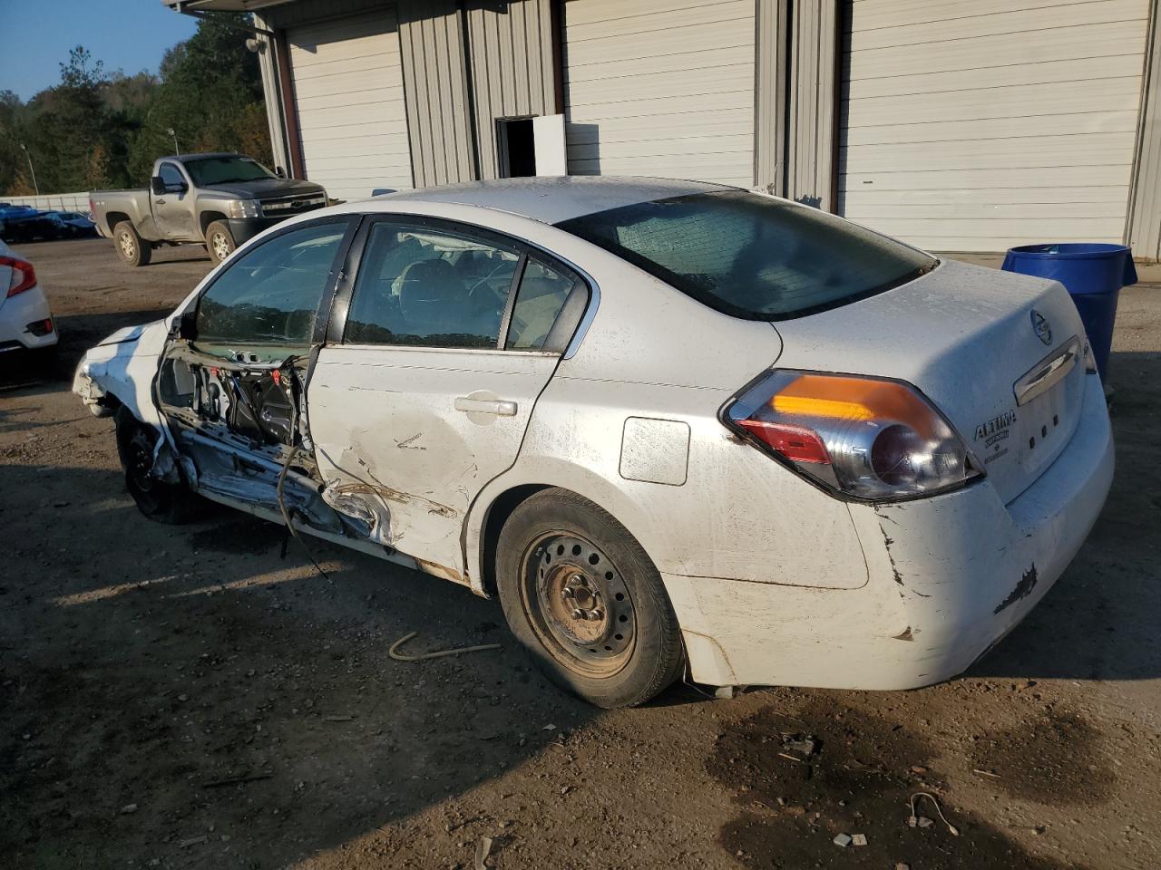 2012 Nissan Altima - Image 2