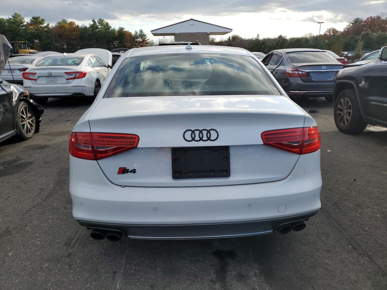 2014 Audi S4 Premium Plus VIN: WAUBGAFL9EA058571 Lot: 76470764