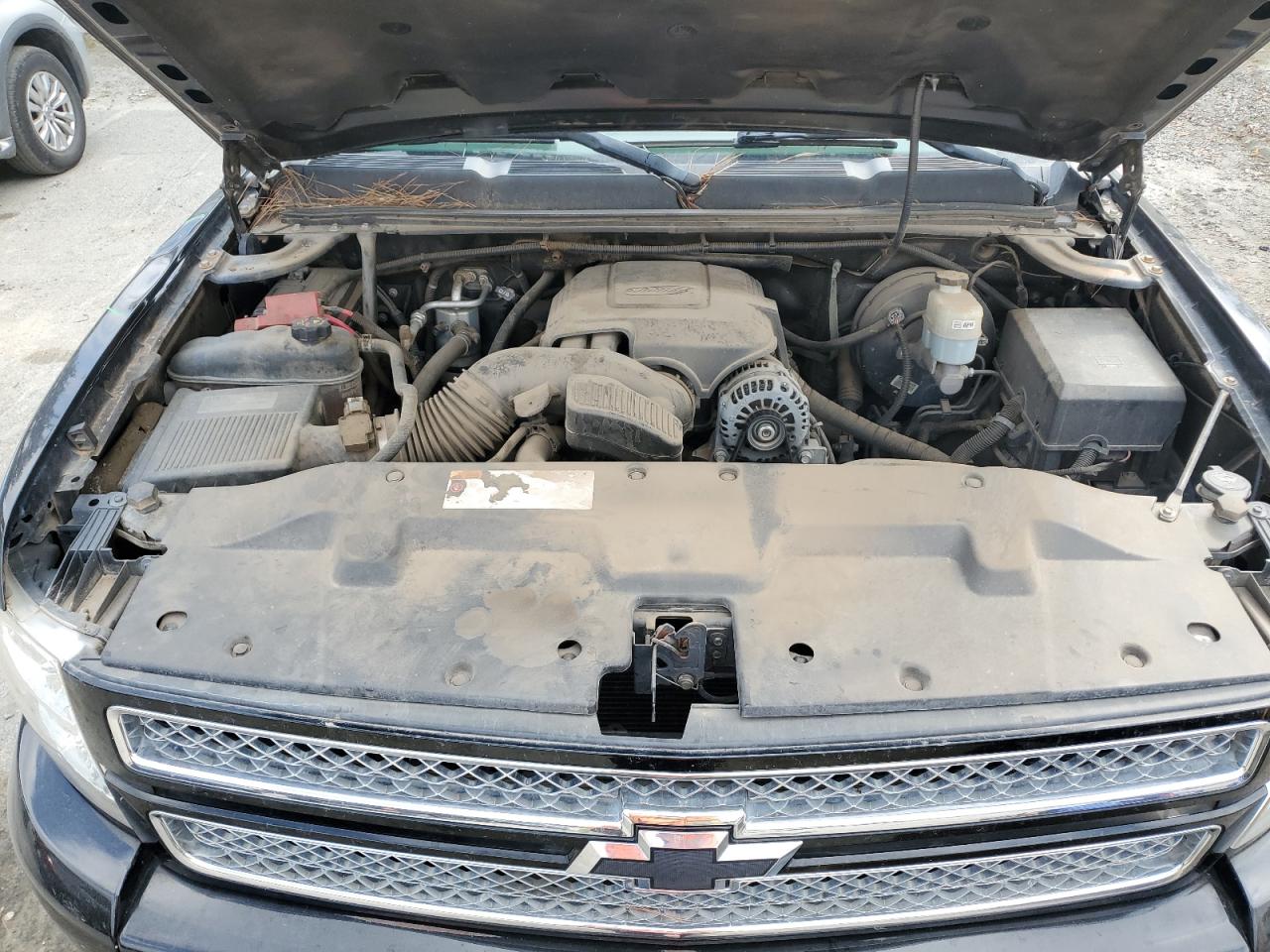 2012 Chevrolet Silverado - Image 11
