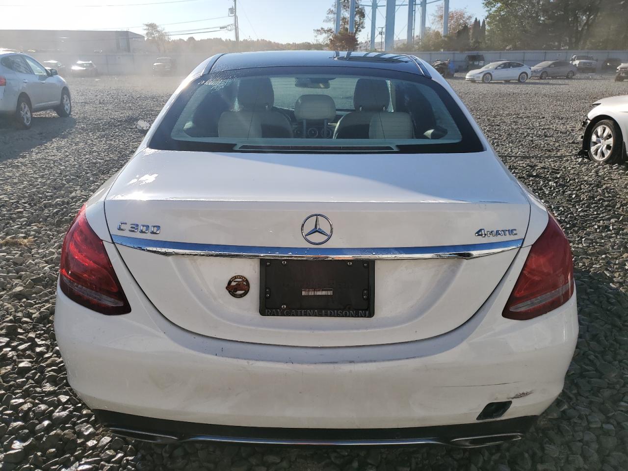 2015 Mercedes-Benz C 300 4Matic VIN: 55SWF4KB8FU059160 Lot: 76950964