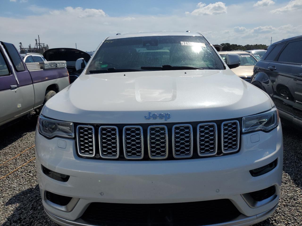 2020 Jeep Grand Cherokee - Image 5