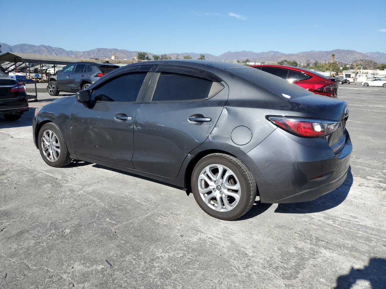 2017 Toyota Yaris Ia VIN: 3MYDLBYV4HY185113 Lot: 76143524