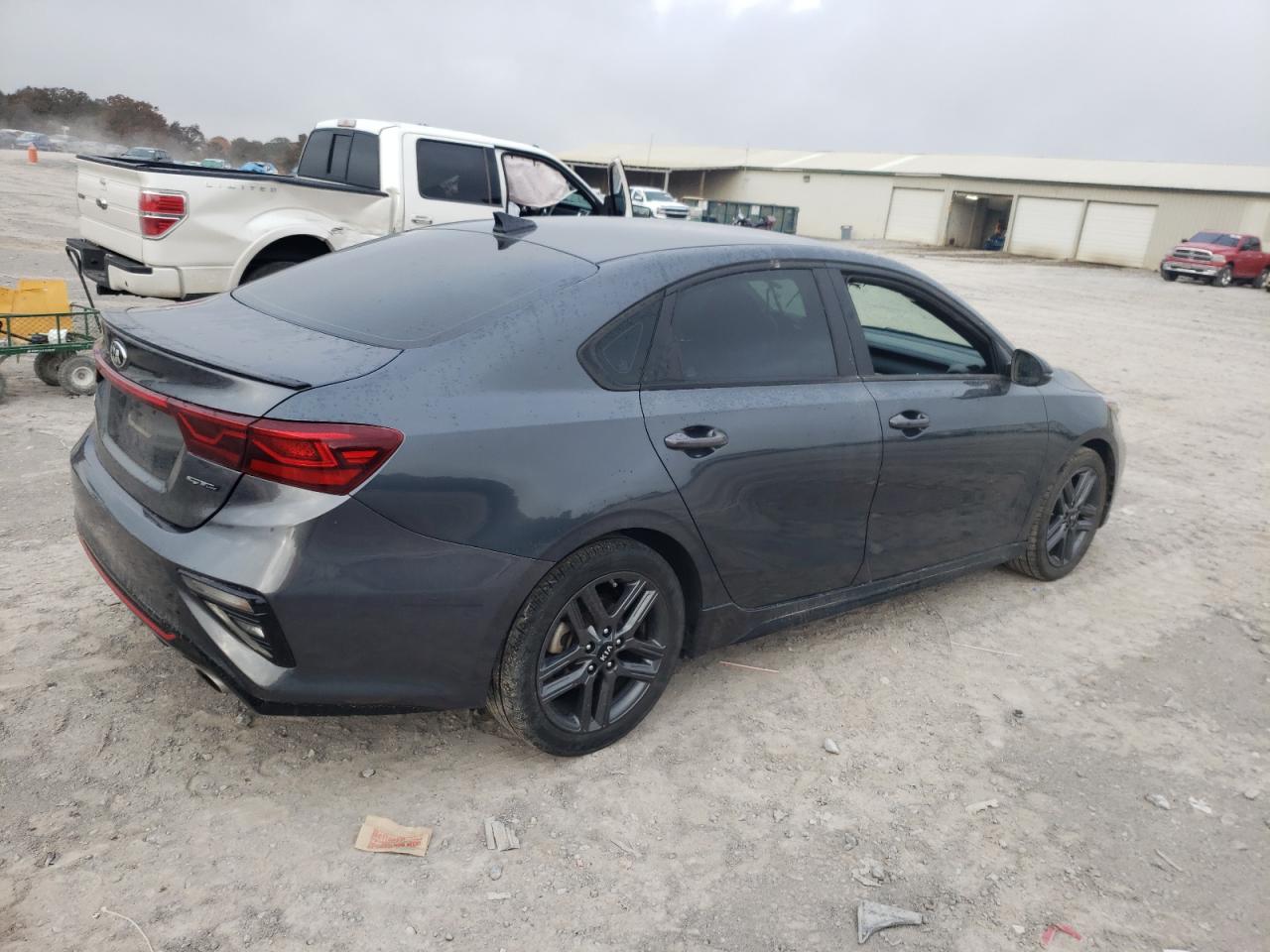 2021 Kia Forte - Image 3