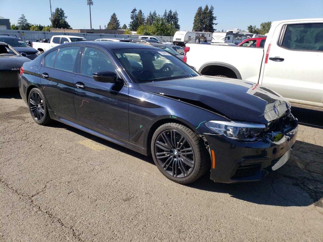 WBAJA7C55JG908113 2018 BMW 530 Xi