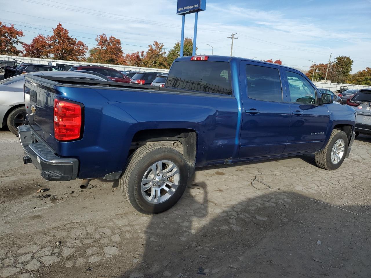 2017 Chevrolet Silverado - Image 3