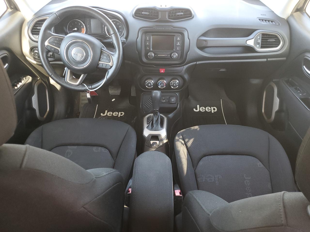 ZACCJABB2HPE92065 2017 Jeep Renegade Latitude