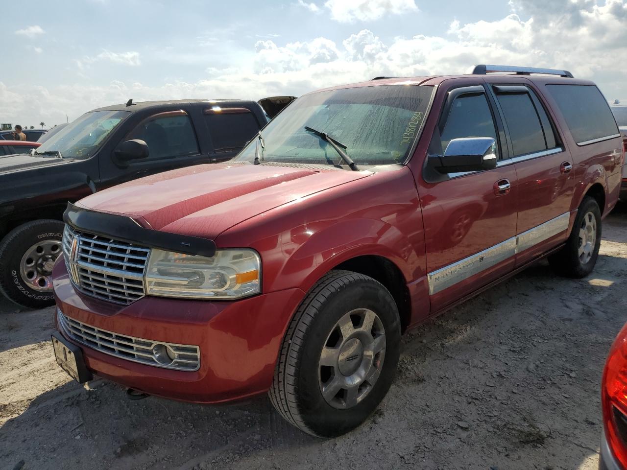 2007 Lincoln Navigator L VIN: 5LMFL27537LJ13215 Lot: 74381284