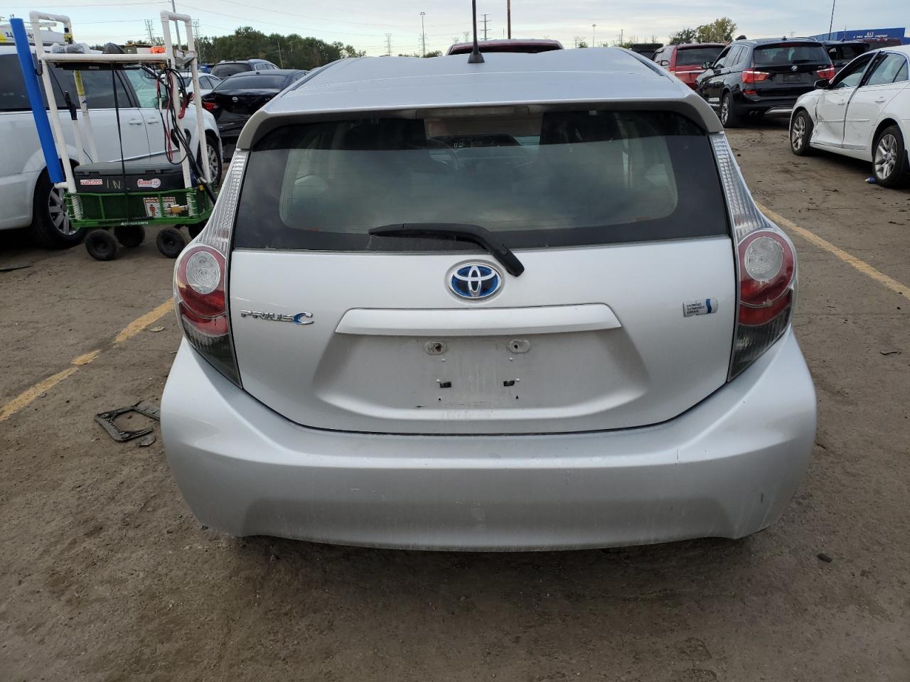 JTDKDTB3XE1071925 2014 Toyota Prius C