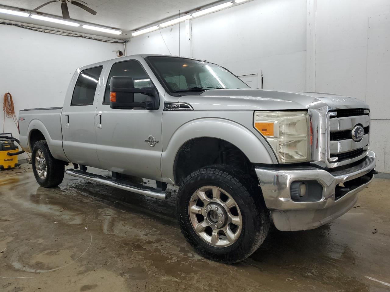 2011 Ford F250 - Image 4