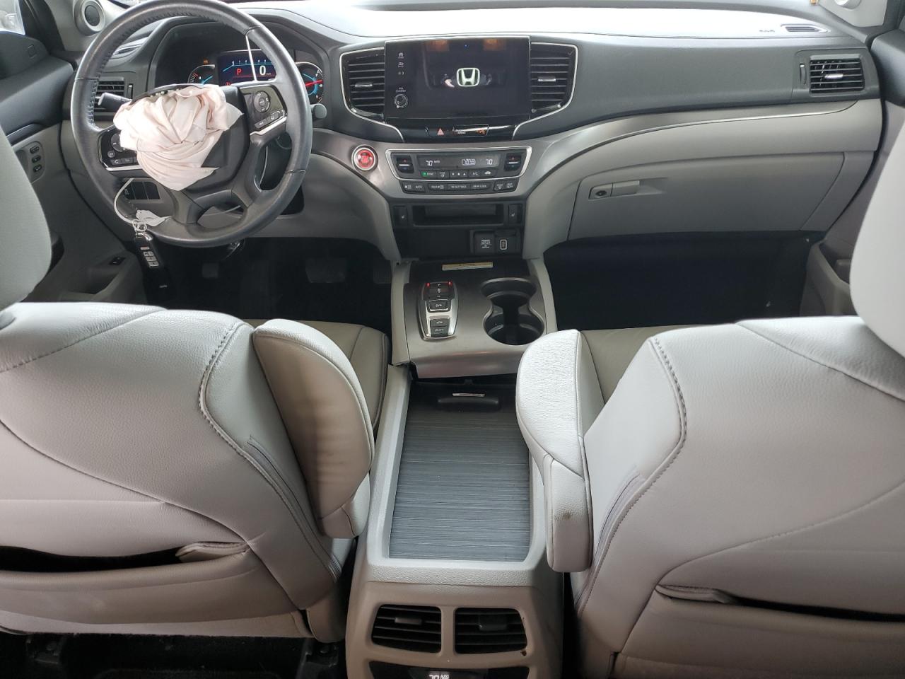 2022 Honda Pilot - Image 8