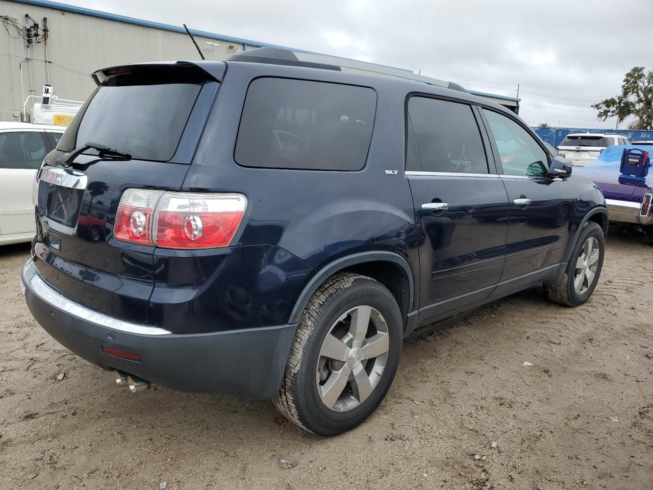 2012 GMC Acadia - Image 3