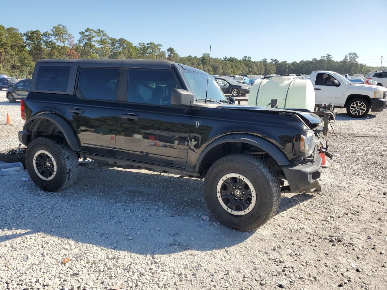 2021 Ford Bronco - Image 4