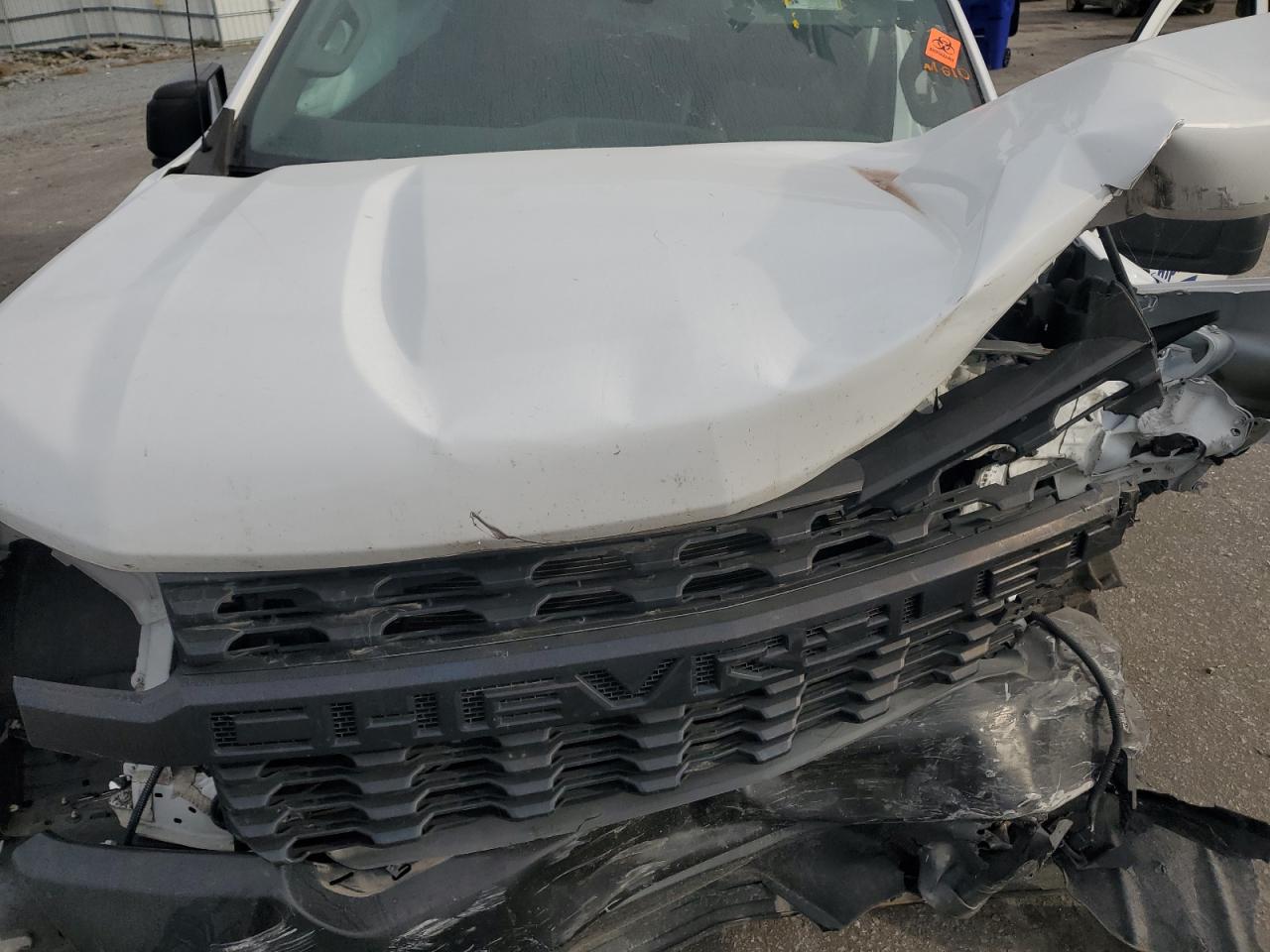 2019 Chevrolet Silverado - Image 12