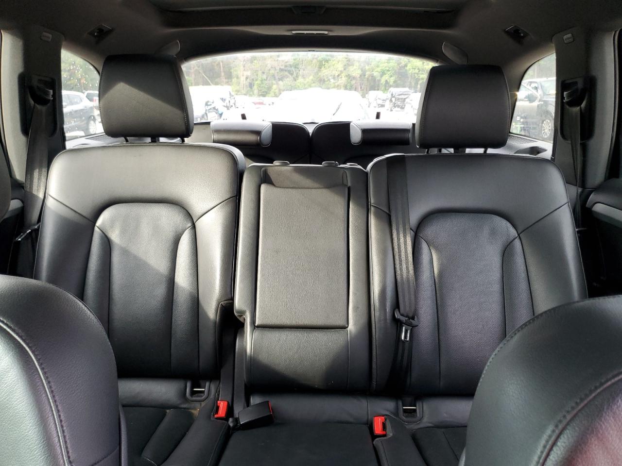 2015 Audi Q7 - Image 10