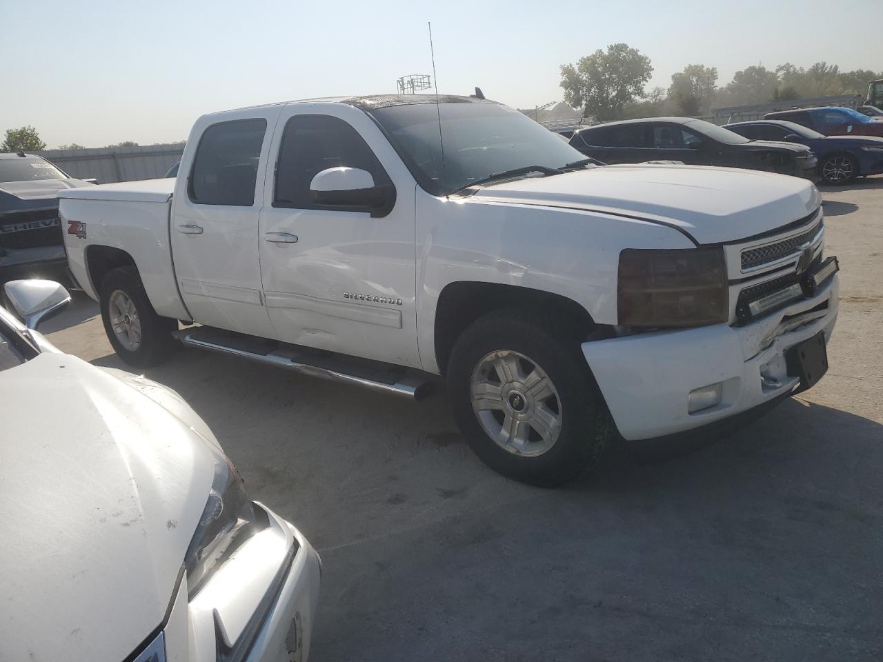 2013 Chevrolet Silverado - Image 4