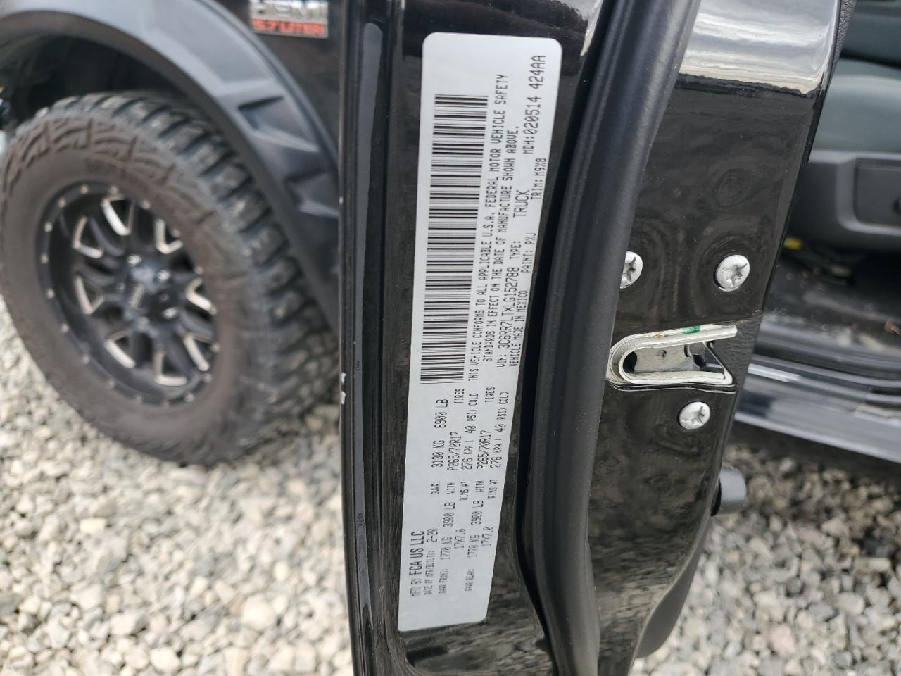 2020 RAM 1500 - Image 12