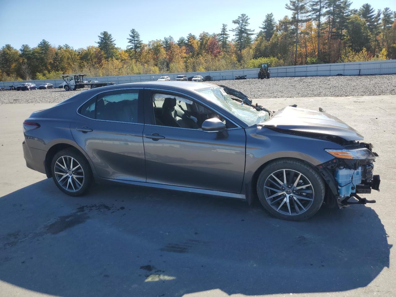 2024 Toyota Camry - Image 4