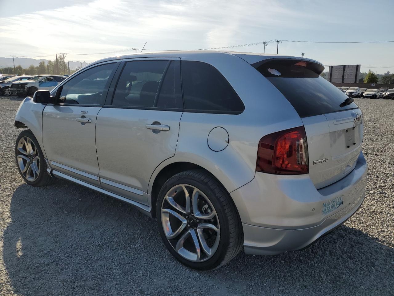 2014 Ford Edge - Image 2