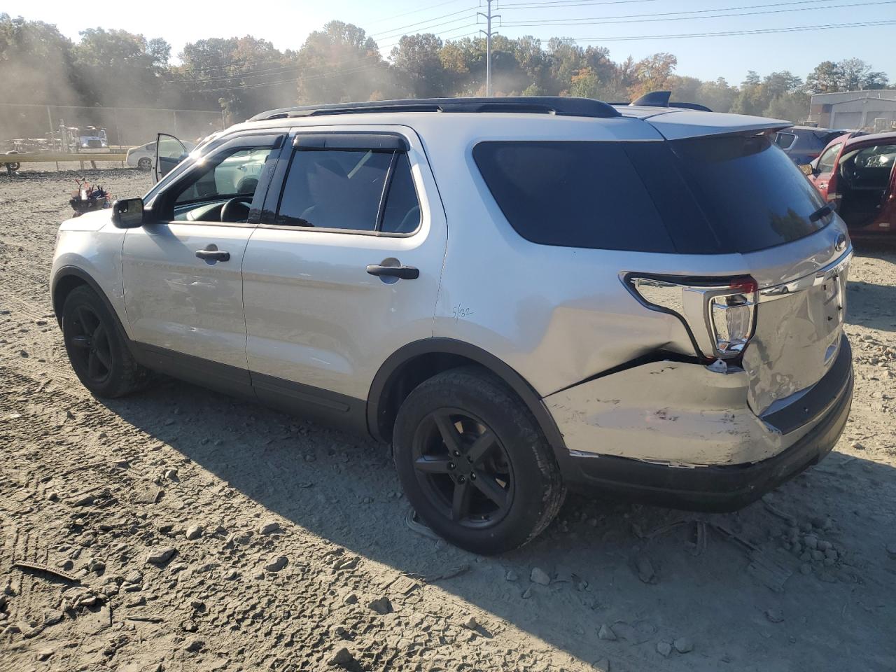 2019 Ford Explorer - Image 2
