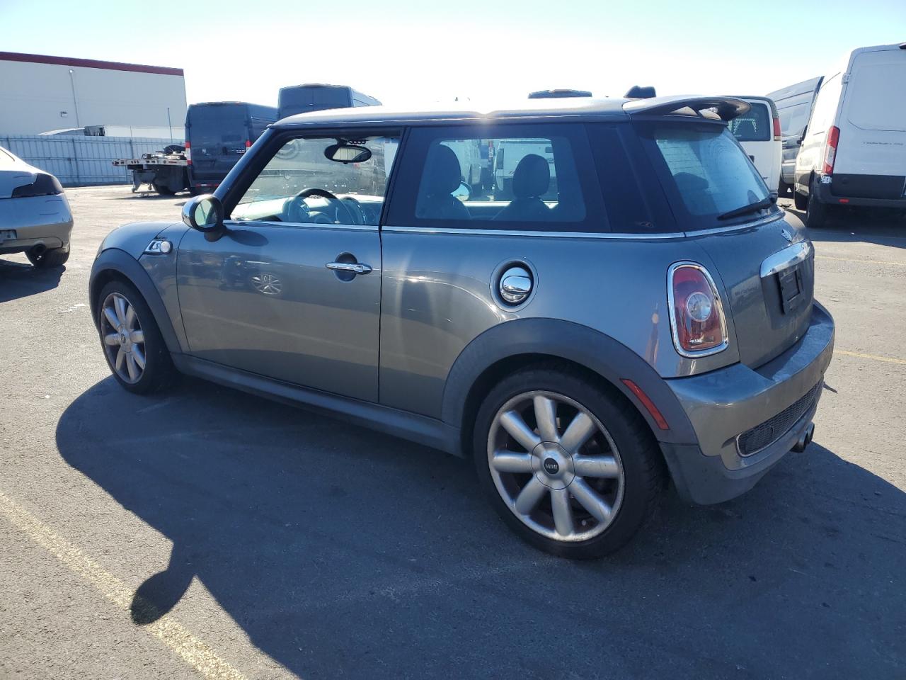 2007 MINI Cooper - Image 2