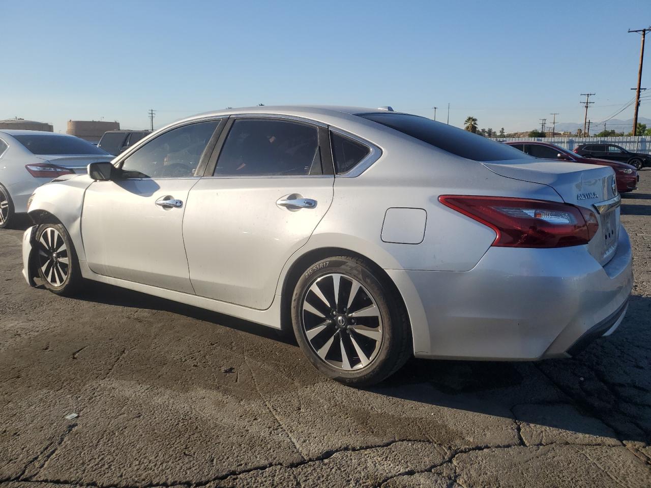 2018 Nissan Altima - Image 2