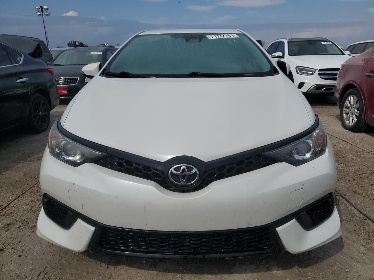 2017 Toyota Corolla - Image 5