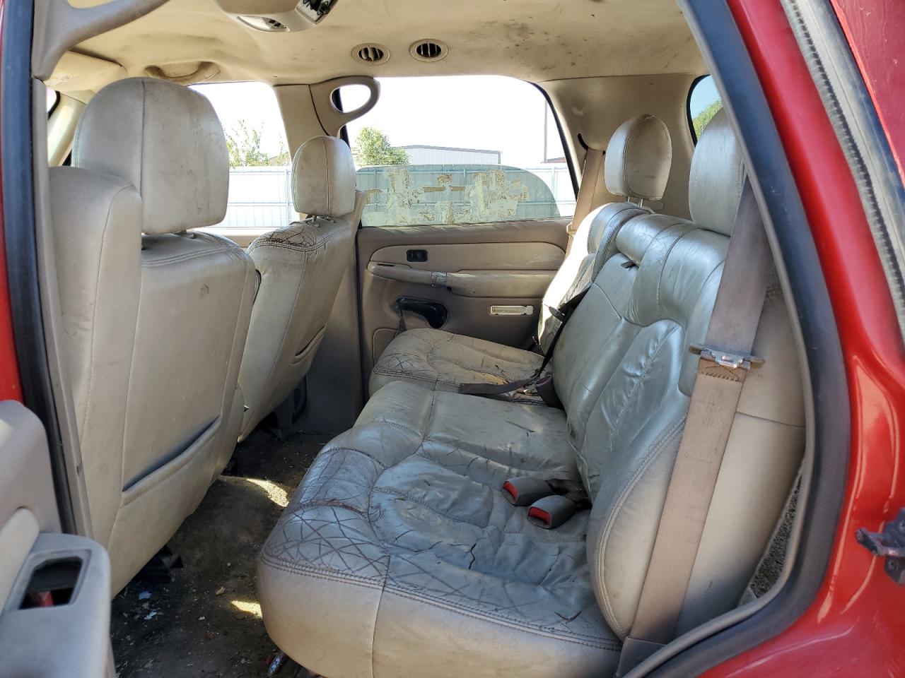 2001 Chevrolet Tahoe K1500 VIN: 1GNEK13T01R112121 Lot: 77576174