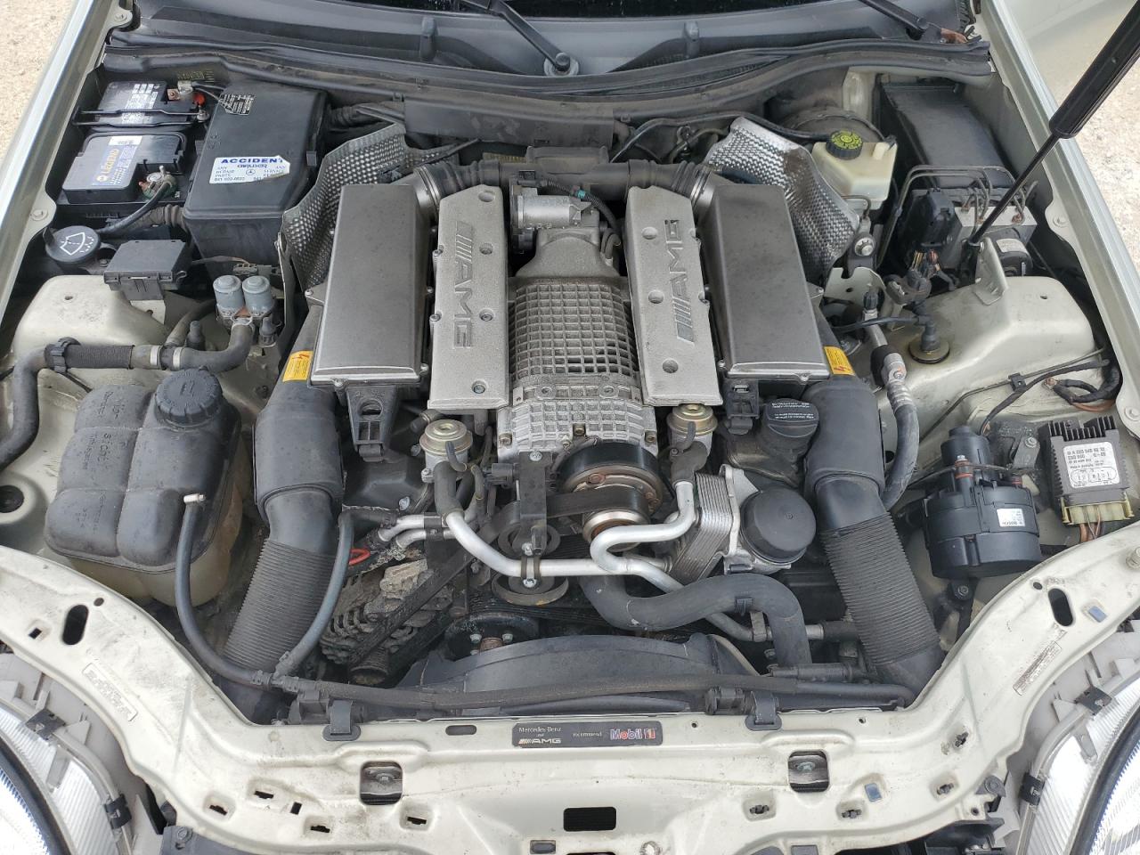 WDBKK66F82F266477 2002 Mercedes-Benz Slk 32 Amg Kompressor