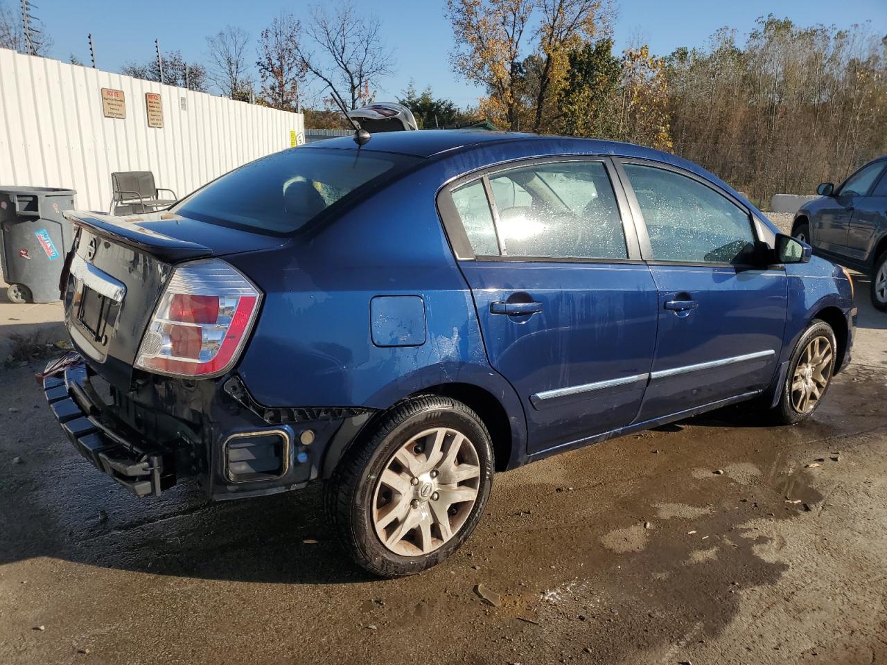 2011 Nissan Sentra - Image 3