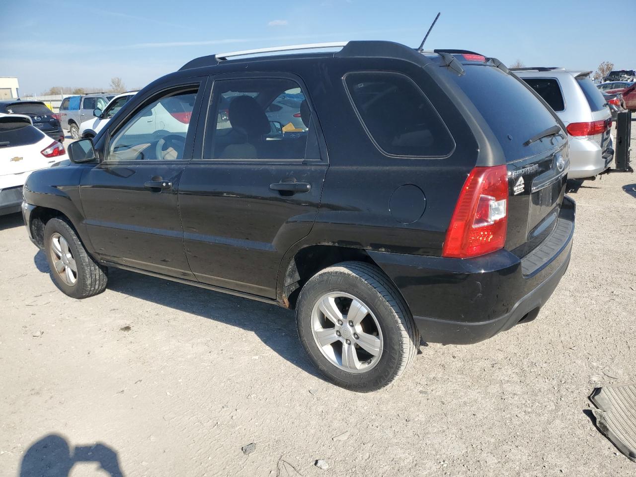 2009 Kia Sportage - Image 2