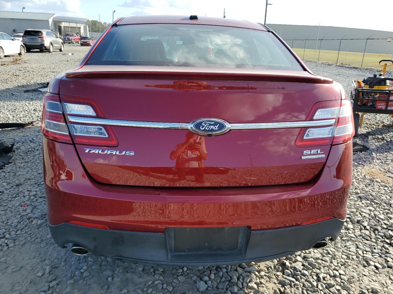 2018 Ford Taurus Sel VIN: 1FAHP2E87JG122796 Lot: 75923834