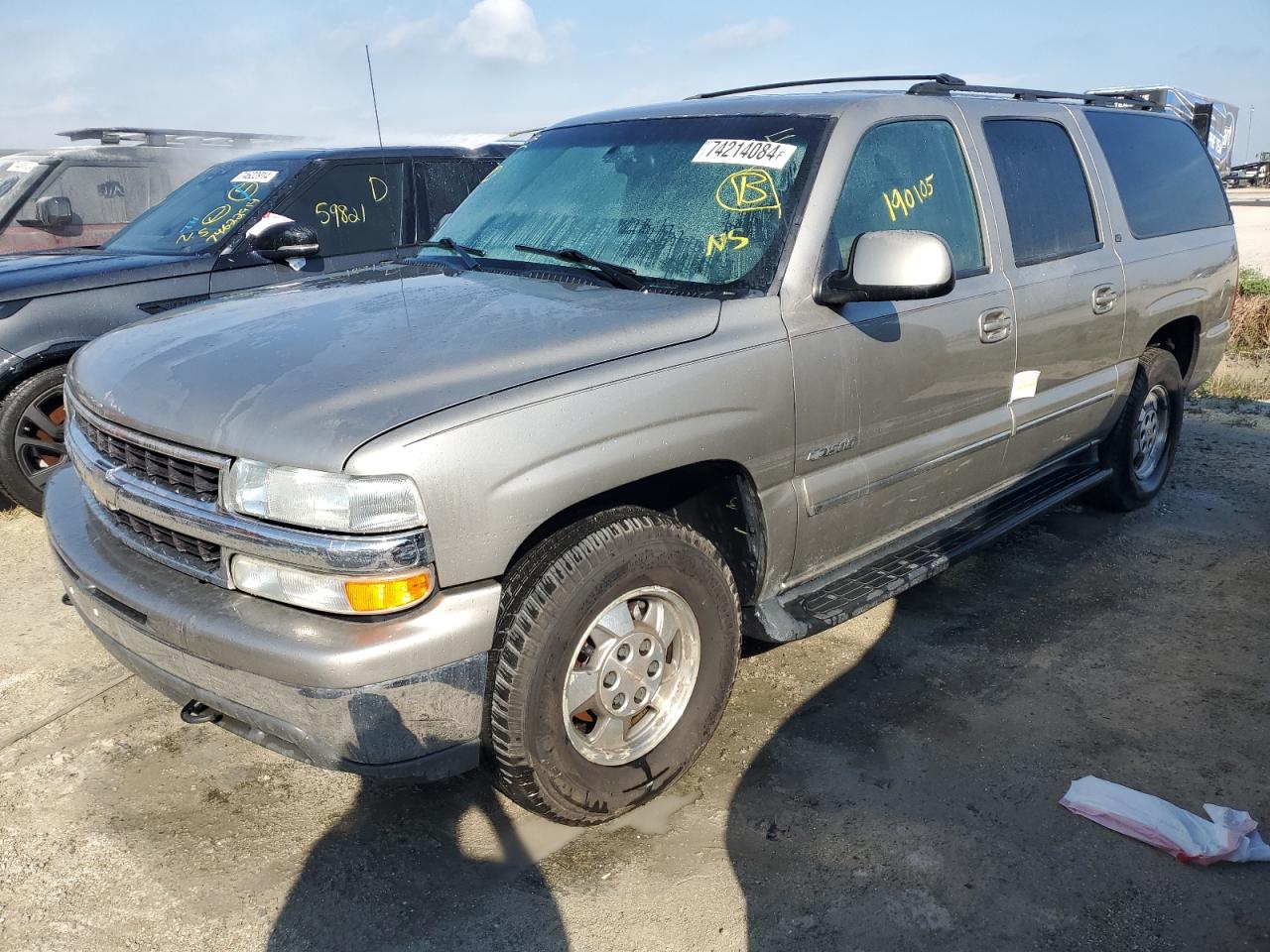 2000 Chevrolet Suburban - Image 1