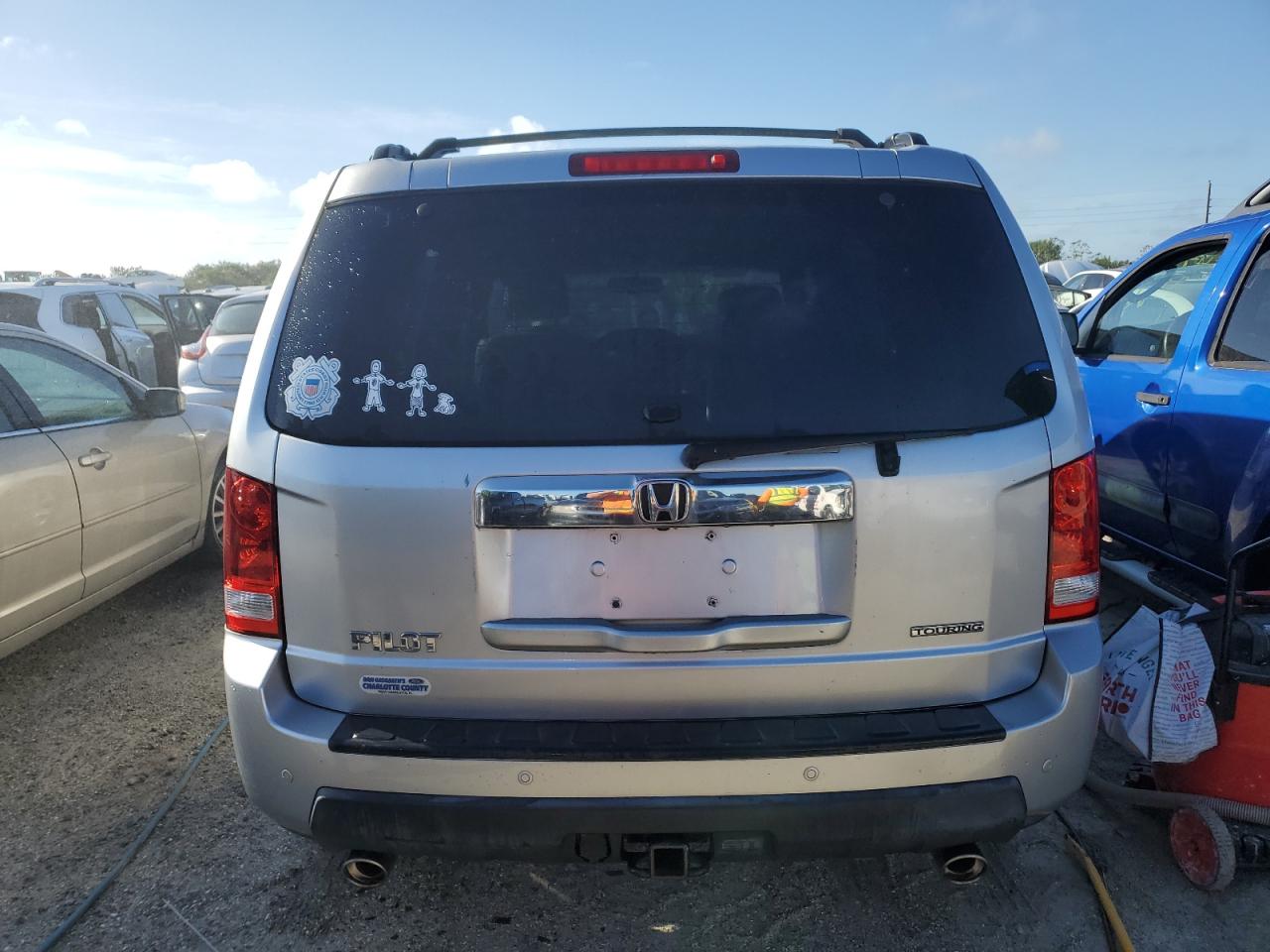 5FNYF3H90BB047846 2011 Honda Pilot Touring