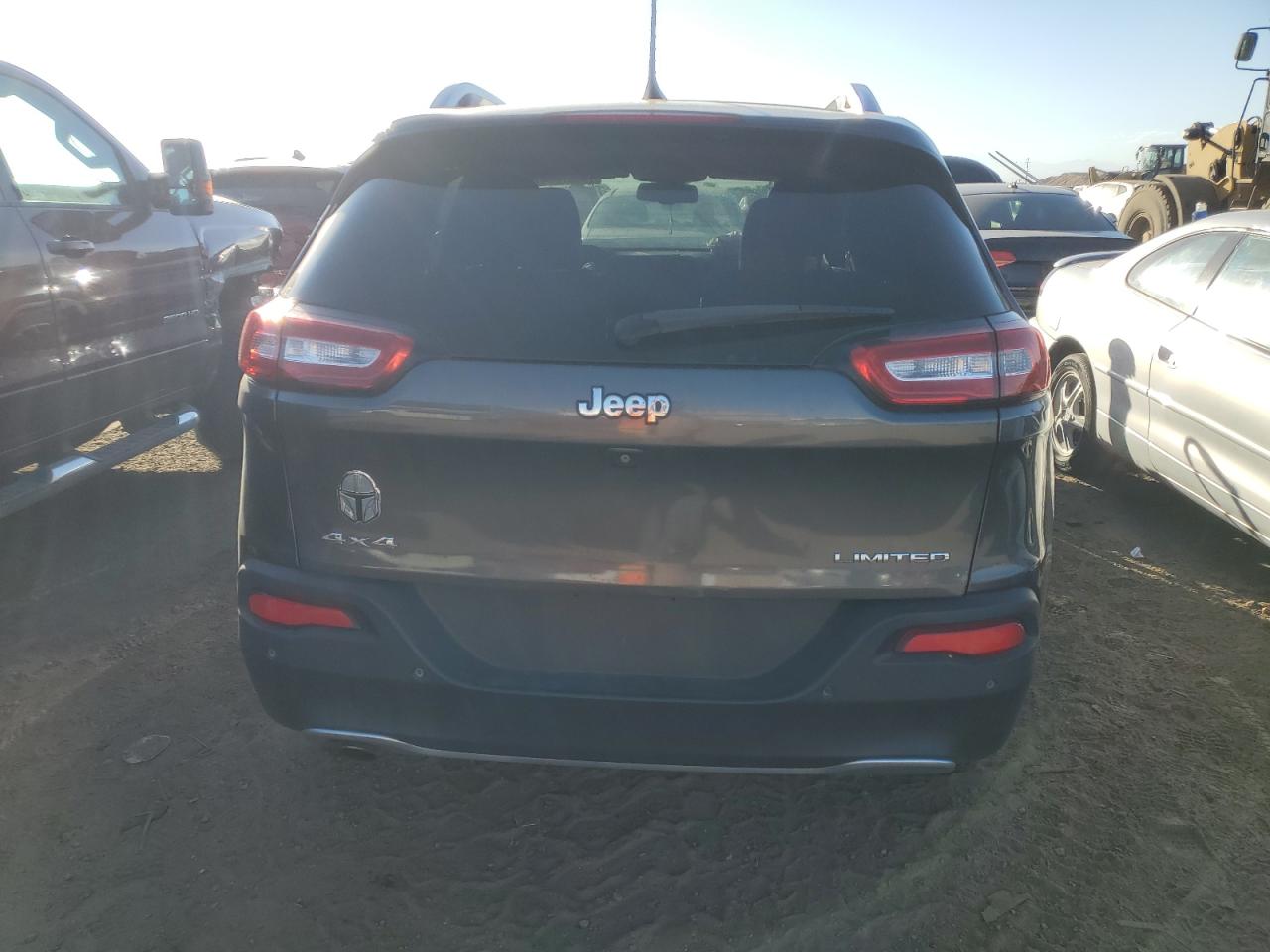 1C4PJMDB9JD567686 2018 Jeep Cherokee Limited