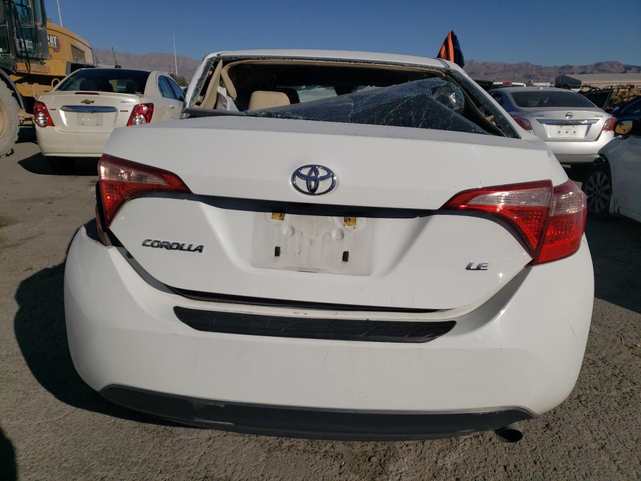 VIN 2T1BURHEXHC762433 2017 TOYOTA COROLLA no.6