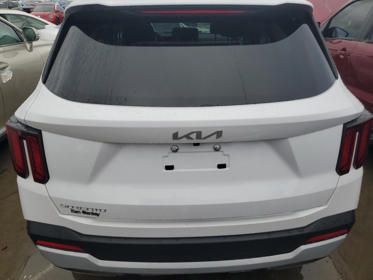 2024 Kia Sorento 2024 Kia Sorento 2Wd Suv VIN: 5XYRG4JCXRG258231 Lot: 14168901