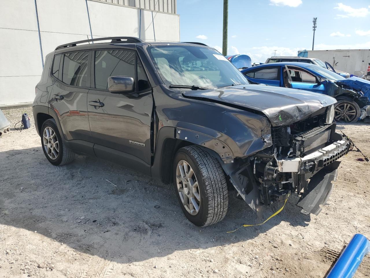 2020 Jeep Renegade - Image 4