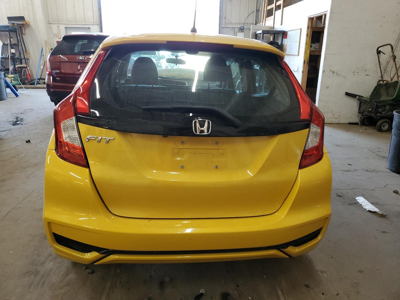 2018 Honda Fit Lx VIN: 3HGGK5H4XJM731094 Lot: 73882664